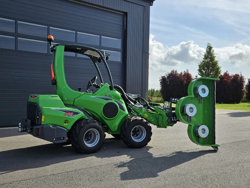 Avant 635i TDL+ mini-shovel - Liukuohjattu telakuormaaja: kuva Avant 635i TDL+ mini-shovel - Liukuohjattu telakuormaaja Avant 635i TDL+ mini-shovel - Liukuohjattu telakuormaaja: kuva Avant 635i TDL+ mini-shovel - Liukuohjattu telakuormaaja