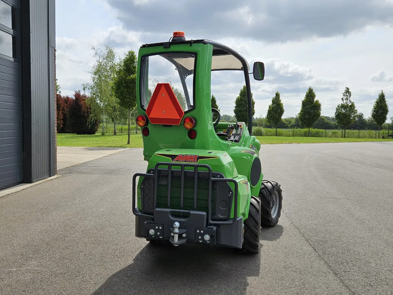 Avant E527 mini-shovel - Liukuohjattu telakuormaaja: kuva Avant E527 mini-shovel - Liukuohjattu telakuormaaja Avant E527 mini-shovel - Liukuohjattu telakuormaaja: kuva Avant E527 mini-shovel - Liukuohjattu telakuormaaja