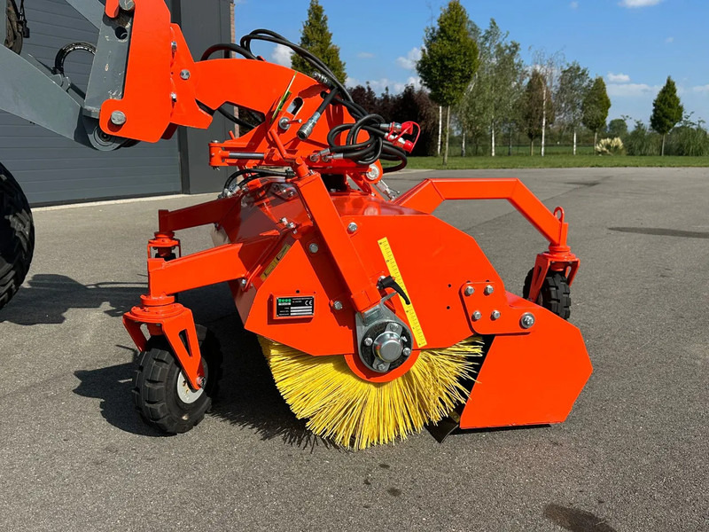 Holaras H-150 Veegmachine - Lakaisukone teollisuuteen: kuva Holaras H-150 Veegmachine - Lakaisukone teollisuuteen Holaras H-150 Veegmachine - Lakaisukone teollisuuteen: kuva Holaras H-150 Veegmachine - Lakaisukone teollisuuteen