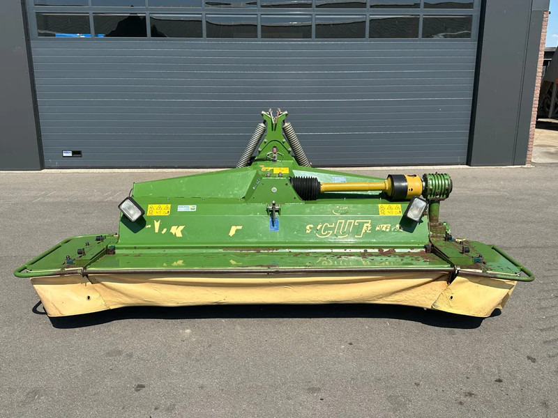 Krone Easy Cut 32 CV F - Niittokone: kuva Krone Easy Cut 32 CV F - Niittokone Krone Easy Cut 32 CV F - Niittokone: kuva Krone Easy Cut 32 CV F - Niittokone