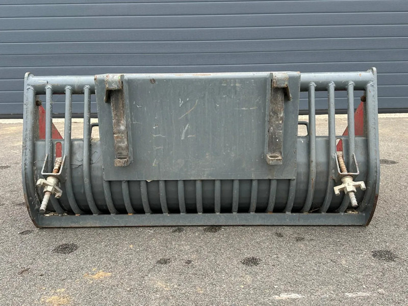 Avant Puinbak met inlegvel - Lisälaitteet - Maatalouskoneet: kuva Avant Puinbak met inlegvel - Lisälaitteet - Maatalouskoneet Avant Puinbak met inlegvel - Lisälaitteet - Maatalouskoneet: kuva Avant Puinbak met inlegvel - Lisälaitteet - Maatalouskoneet