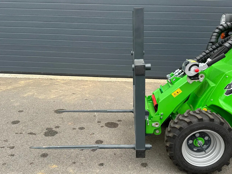 Avant Stroprikker - Lisälaitteet - Maatalouskoneet: kuva Avant Stroprikker - Lisälaitteet - Maatalouskoneet Avant Stroprikker - Lisälaitteet - Maatalouskoneet: kuva Avant Stroprikker - Lisälaitteet - Maatalouskoneet