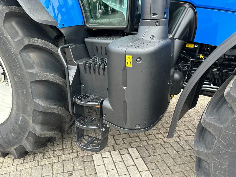 Leasing New Holland T7.245 Autocommand New Holland T7.245 Autocommand: kuva Leasing New Holland T7.245 Autocommand New Holland T7.245 Autocommand