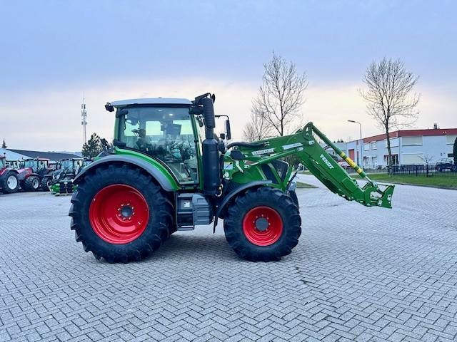 Fendt 314 Profi Plus Gen4 - Traktori: kuva Fendt 314 Profi Plus Gen4 - Traktori Fendt 314 Profi Plus Gen4 - Traktori: kuva Fendt 314 Profi Plus Gen4 - Traktori