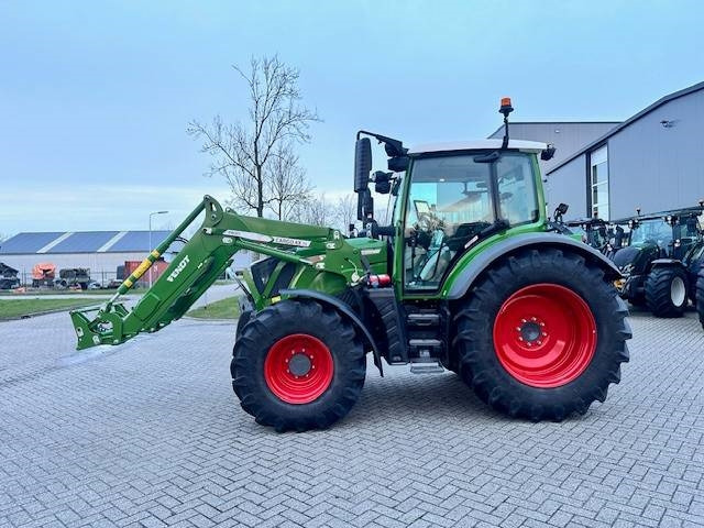 Fendt 314 Profi Plus Gen4 - Traktori: kuva Fendt 314 Profi Plus Gen4 - Traktori Fendt 314 Profi Plus Gen4 - Traktori: kuva Fendt 314 Profi Plus Gen4 - Traktori