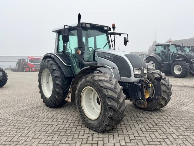 Valtra N141 hitech, Fronthef, Frontpto - Traktori: kuva Valtra N141 hitech, Fronthef, Frontpto - Traktori Valtra N141 hitech, Fronthef, Frontpto - Traktori: kuva Valtra N141 hitech, Fronthef, Frontpto - Traktori