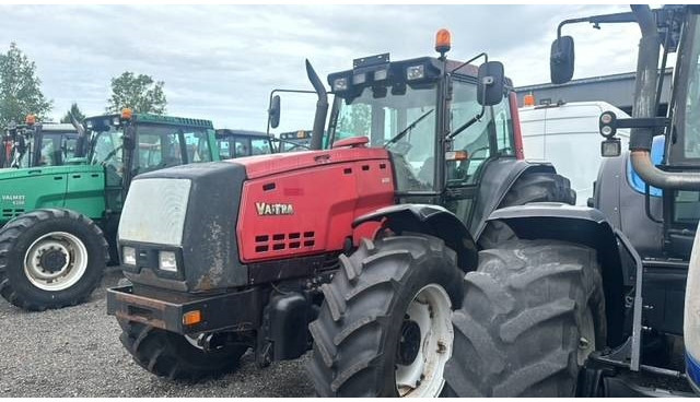 Valtra Valmet 8450, Voorasvering! - Traktori: kuva Valtra Valmet 8450, Voorasvering! - Traktori Valtra Valmet 8450, Voorasvering! - Traktori: kuva Valtra Valmet 8450, Voorasvering! - Traktori