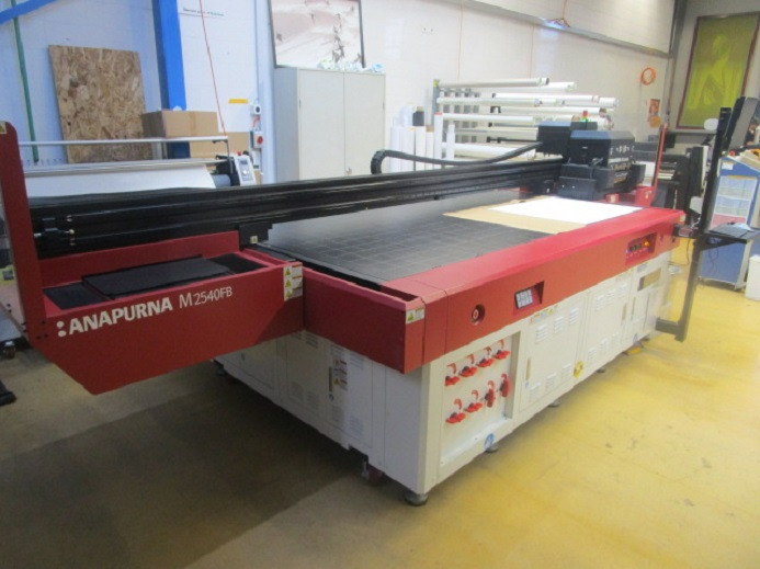 FLACHBETT-UV-GROSSFORMATDRUCKER AGFA ANAPURNA M2540 FB - Digitaalinen painokone: kuva FLACHBETT-UV-GROSSFORMATDRUCKER AGFA ANAPURNA M2540 FB - Digitaalinen painokone FLACHBETT-UV-GROSSFORMATDRUCKER AGFA ANAPURNA M2540 FB - Digitaalinen painokone: kuva FLACHBETT-UV-GROSSFORMATDRUCKER AGFA ANAPURNA M2540 FB - Digitaalinen painokone