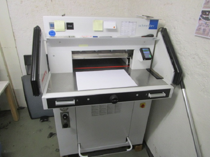 STAPELSCHNEIDER EBA 5560 - Paperileikkuri: kuva STAPELSCHNEIDER EBA 5560 - Paperileikkuri STAPELSCHNEIDER EBA 5560 - Paperileikkuri: kuva STAPELSCHNEIDER EBA 5560 - Paperileikkuri