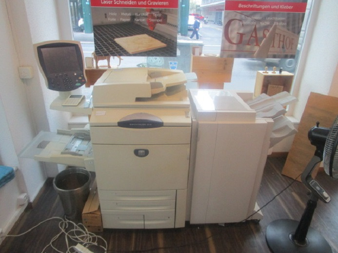 XEROX DC250 (Drucken, Kopieren, Scannen) mit Broschürenfinischer - Digitaalinen painokone: kuva XEROX DC250 (Drucken, Kopieren, Scannen) mit Broschürenfinischer - Digitaalinen painokone XEROX DC250 (Drucken, Kopieren, Scannen) mit Broschürenfinischer - Digitaalinen painokone: kuva XEROX DC250 (Drucken, Kopieren, Scannen) mit Broschürenfinischer - Digitaalinen painokone