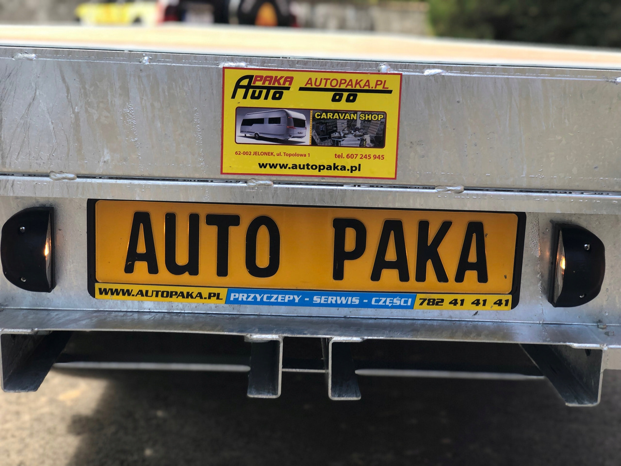 Uusi Lavaperävaunu PRZYCZEPA OBROTNICA PLATFORMA 8m 3500 KG / TURNTABLE PLATFORM TRAILER 8m 3500 KG: kuva Uusi Lavaperävaunu PRZYCZEPA OBROTNICA PLATFORMA 8m 3500 KG / TURNTABLE PLATFORM TRAILER 8m 3500 KG
