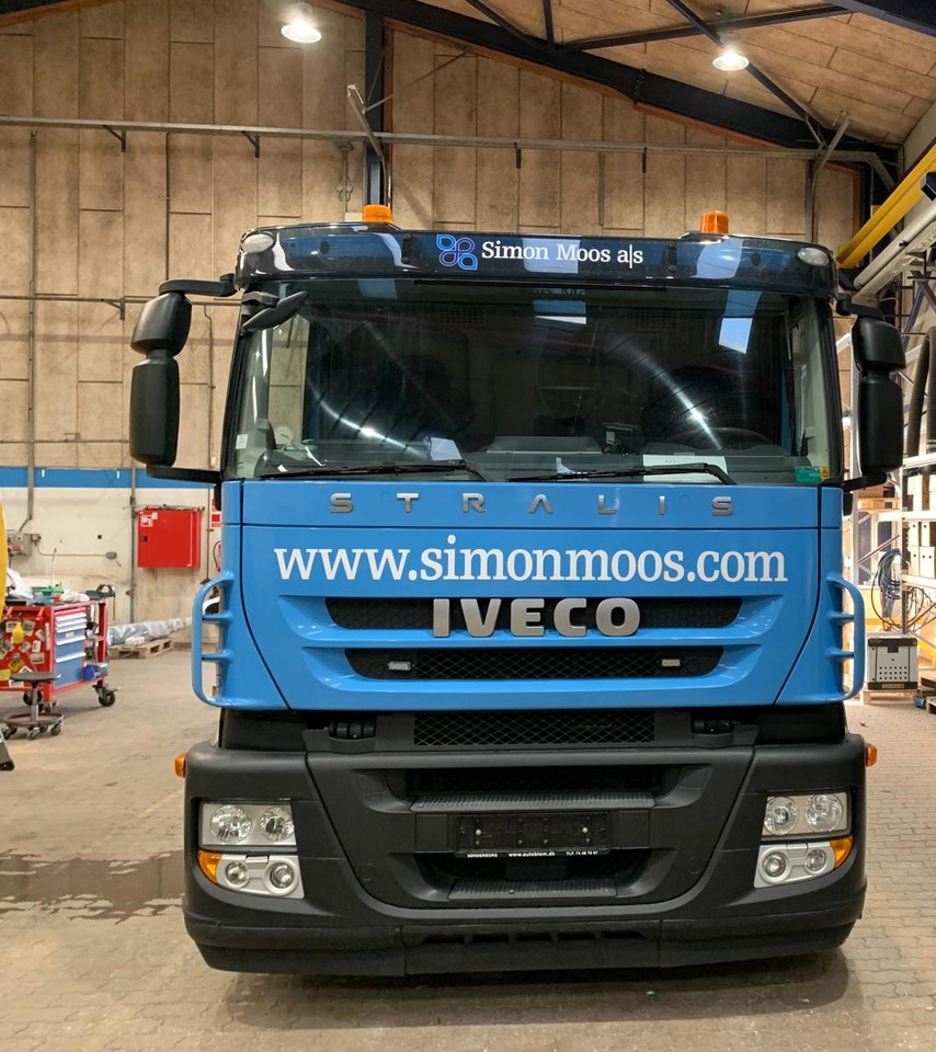 Iveco VacuDrain 1373 - Puhtaanpitoauto: kuva Iveco VacuDrain 1373 - Puhtaanpitoauto Iveco VacuDrain 1373 - Puhtaanpitoauto: kuva Iveco VacuDrain 1373 - Puhtaanpitoauto