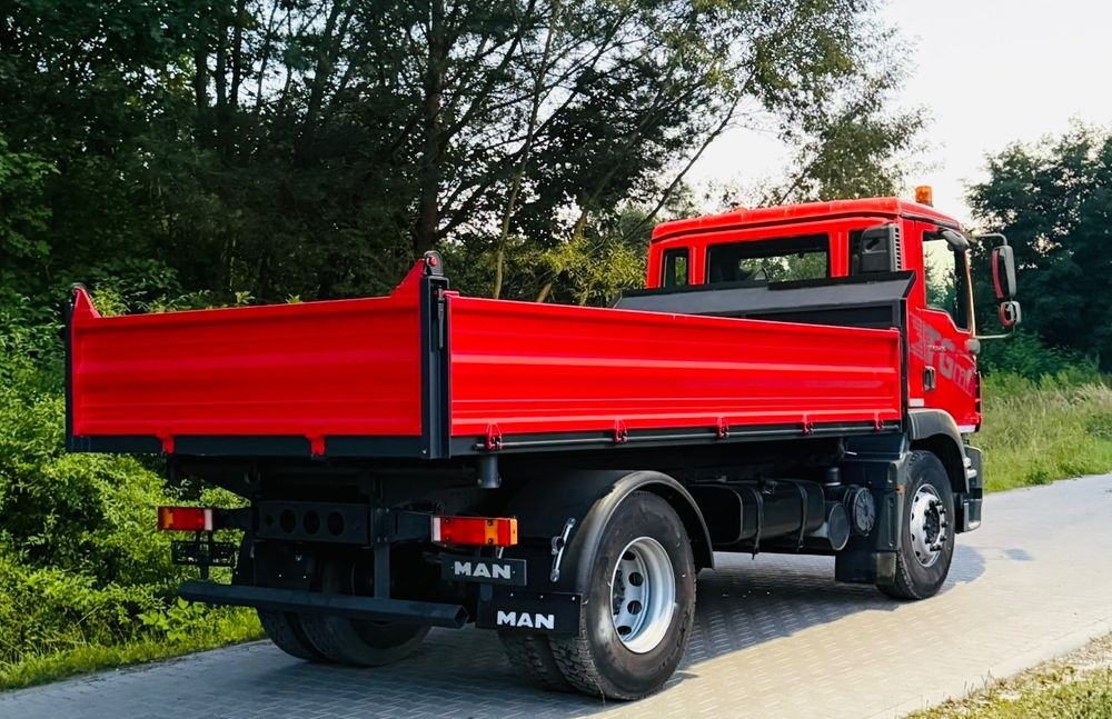 MAN TGM 18.290 - Kippiauto kuorma-auto: kuva MAN TGM 18.290 - Kippiauto kuorma-auto MAN TGM 18.290 - Kippiauto kuorma-auto: kuva MAN TGM 18.290 - Kippiauto kuorma-auto