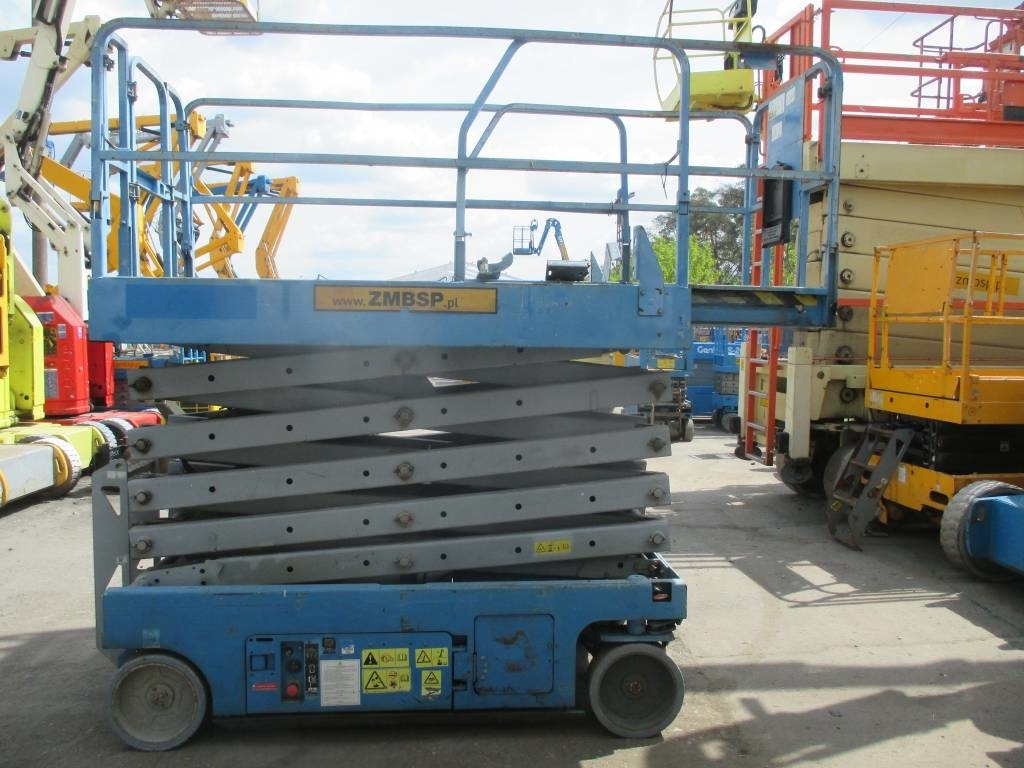 Genie GS 3246 - Saksilava: kuva Genie GS 3246 - Saksilava Genie GS 3246 - Saksilava: kuva Genie GS 3246 - Saksilava
