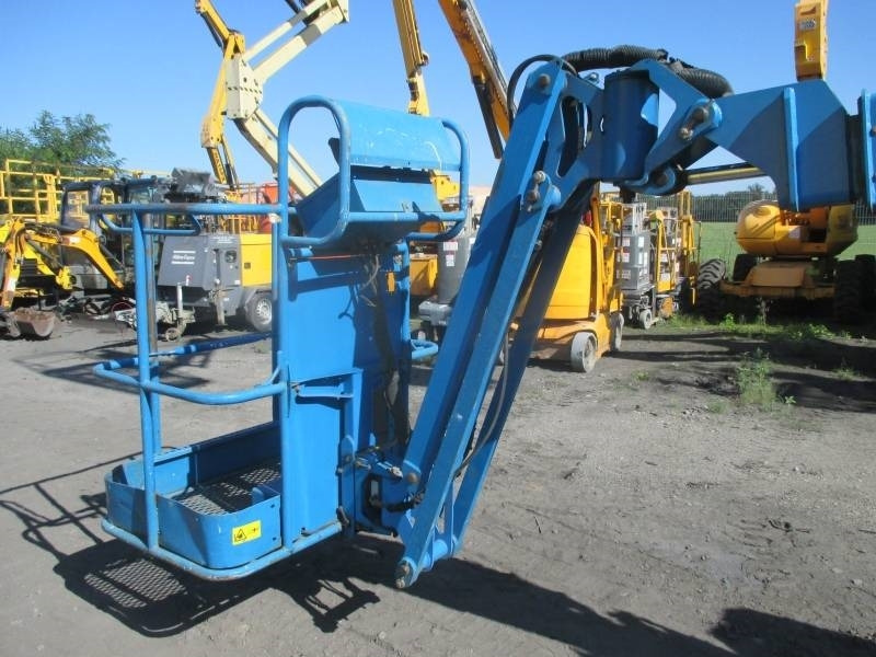 Genie Z 30/20 N - Puomilava: kuva Genie Z 30/20 N - Puomilava Genie Z 30/20 N - Puomilava: kuva Genie Z 30/20 N - Puomilava