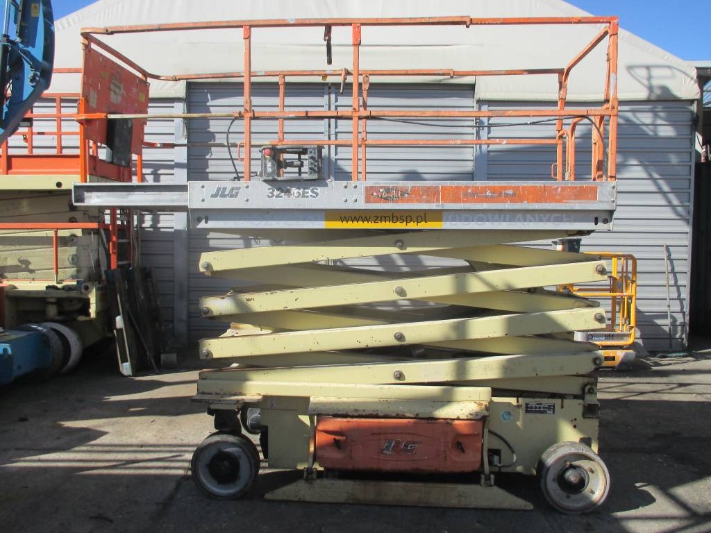 JLG 3246 ES - Saksilava: kuva JLG 3246 ES - Saksilava JLG 3246 ES - Saksilava: kuva JLG 3246 ES - Saksilava