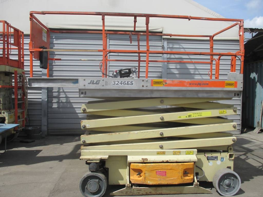 JLG 3246 ES - Saksilava: kuva JLG 3246 ES - Saksilava JLG 3246 ES - Saksilava: kuva JLG 3246 ES - Saksilava
