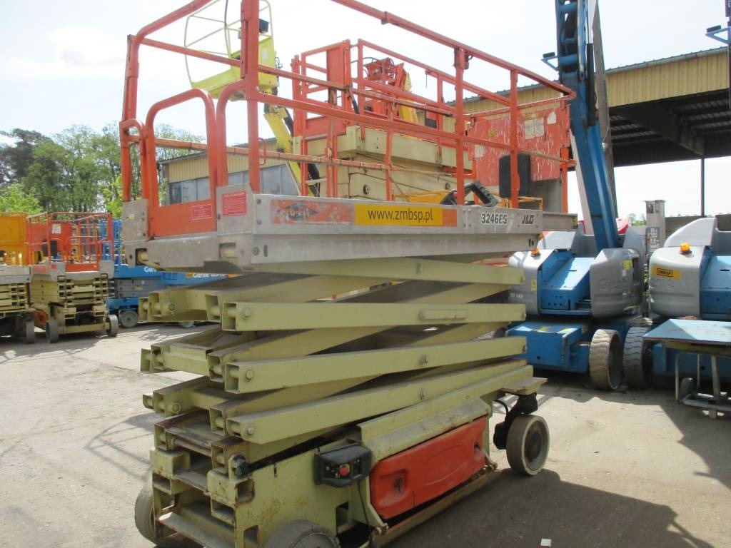 Saksilava JLG 3246 ES: kuva Saksilava JLG 3246 ES