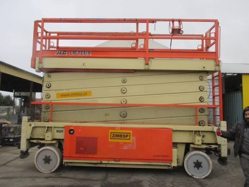 JLG Liftlux 245-12 - Saksilava: kuva JLG Liftlux 245-12 - Saksilava JLG Liftlux 245-12 - Saksilava: kuva JLG Liftlux 245-12 - Saksilava