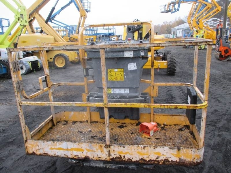 JLG M 600 JP - Kuukulkija: kuva JLG M 600 JP - Kuukulkija JLG M 600 JP - Kuukulkija: kuva JLG M 600 JP - Kuukulkija