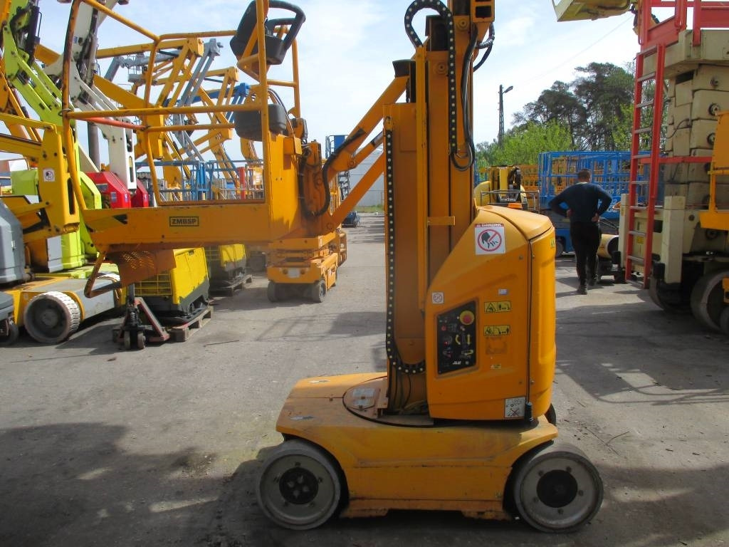 JLG Toucan 8 E - Pystymastonostin: kuva JLG Toucan 8 E - Pystymastonostin JLG Toucan 8 E - Pystymastonostin: kuva JLG Toucan 8 E - Pystymastonostin