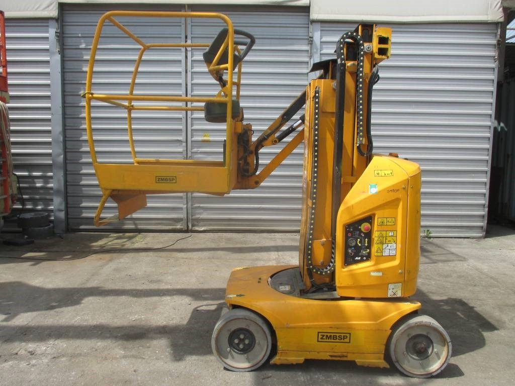JLG Toucan 8 E - Pystymastonostin: kuva JLG Toucan 8 E - Pystymastonostin JLG Toucan 8 E - Pystymastonostin: kuva JLG Toucan 8 E - Pystymastonostin