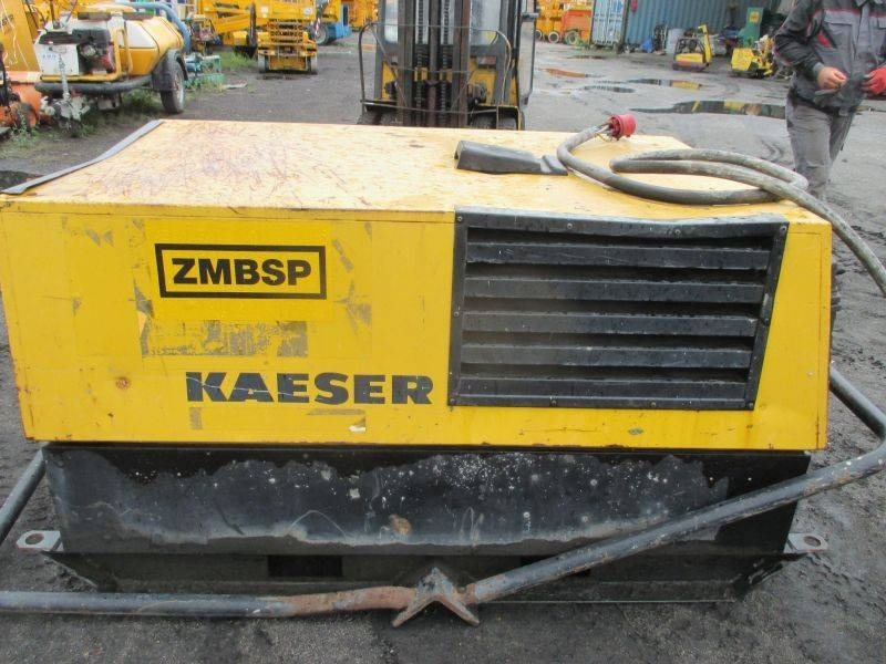 Kaeser M 34 E - Ilmakompressori: kuva Kaeser M 34 E - Ilmakompressori Kaeser M 34 E - Ilmakompressori: kuva Kaeser M 34 E - Ilmakompressori