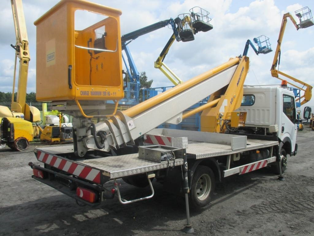 Multitel MT 202 DS - Itsekulkevat henkilönostimet: kuva Multitel MT 202 DS - Itsekulkevat henkilönostimet Multitel MT 202 DS - Itsekulkevat henkilönostimet: kuva Multitel MT 202 DS - Itsekulkevat henkilönostimet