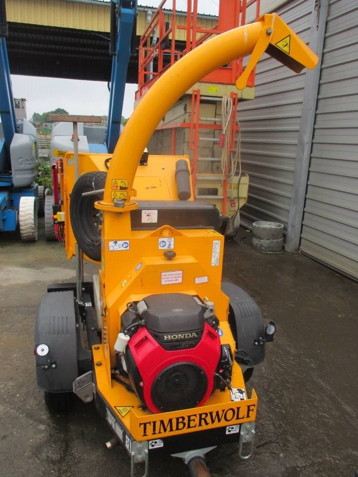Timberwolf TW160PH - Hakkuri: kuva Timberwolf TW160PH - Hakkuri Timberwolf TW160PH - Hakkuri: kuva Timberwolf TW160PH - Hakkuri