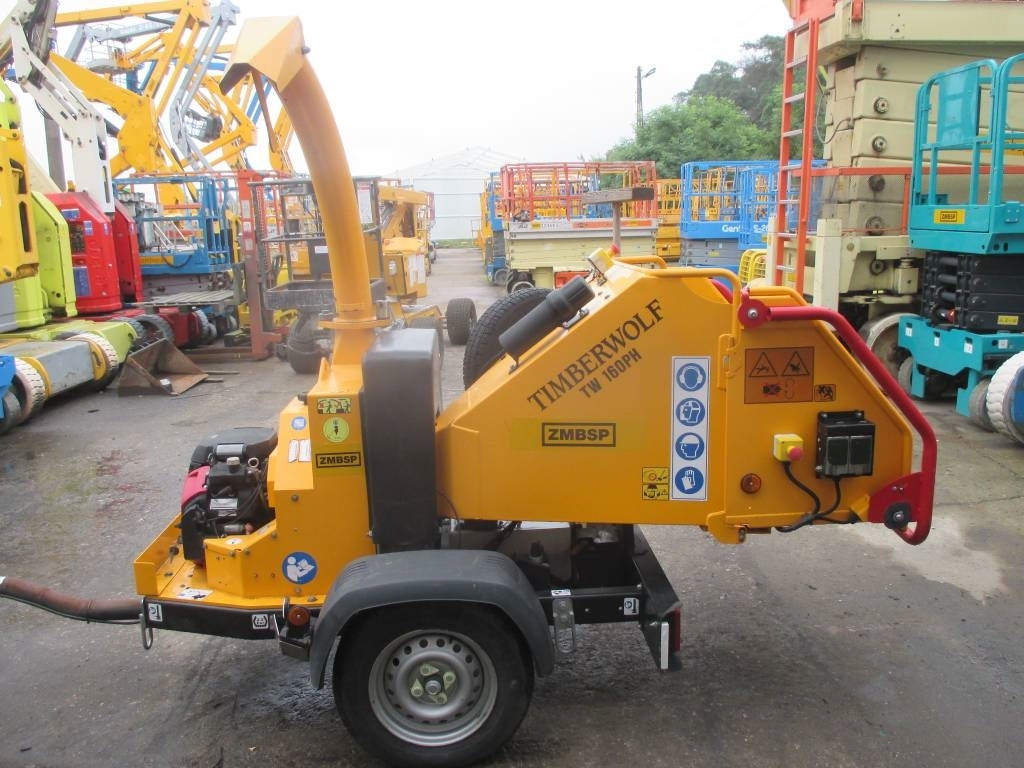 Timberwolf TW160PH - Hakkuri: kuva Timberwolf TW160PH - Hakkuri Timberwolf TW160PH - Hakkuri: kuva Timberwolf TW160PH - Hakkuri