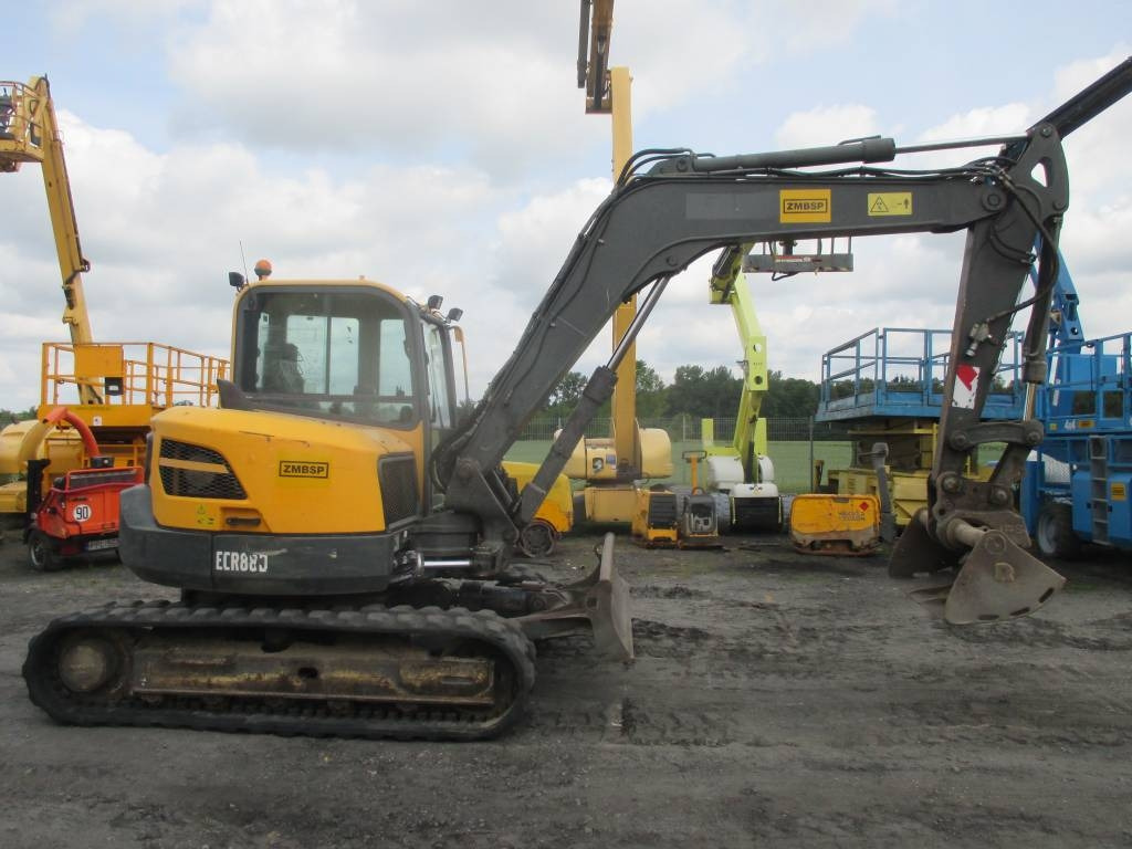 Volvo ECR 88 D  - Minikuormaaja: kuva Volvo ECR 88 D  - Minikuormaaja Volvo ECR 88 D  - Minikuormaaja: kuva Volvo ECR 88 D  - Minikuormaaja