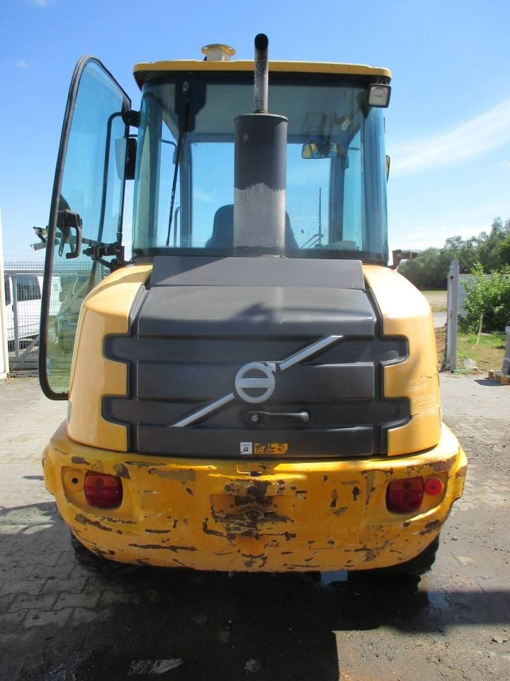 Volvo L 25 F  - Pyöräkuormaaja: kuva Volvo L 25 F  - Pyöräkuormaaja Volvo L 25 F  - Pyöräkuormaaja: kuva Volvo L 25 F  - Pyöräkuormaaja