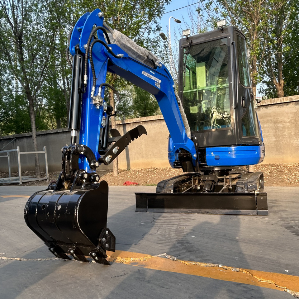 LEZUM DY25U Mini Excavator Euro 5/Epa Engine Kubota Mini Excavator For Sale - Minikuormaaja: kuva LEZUM DY25U Mini Excavator Euro 5/Epa Engine Kubota Mini Excavator For Sale - Minikuormaaja LEZUM DY25U Mini Excavator Euro 5/Epa Engine Kubota Mini Excavator For Sale - Minikuormaaja: kuva LEZUM DY25U Mini Excavator Euro 5/Epa Engine Kubota Mini Excavator For Sale - Minikuormaaja