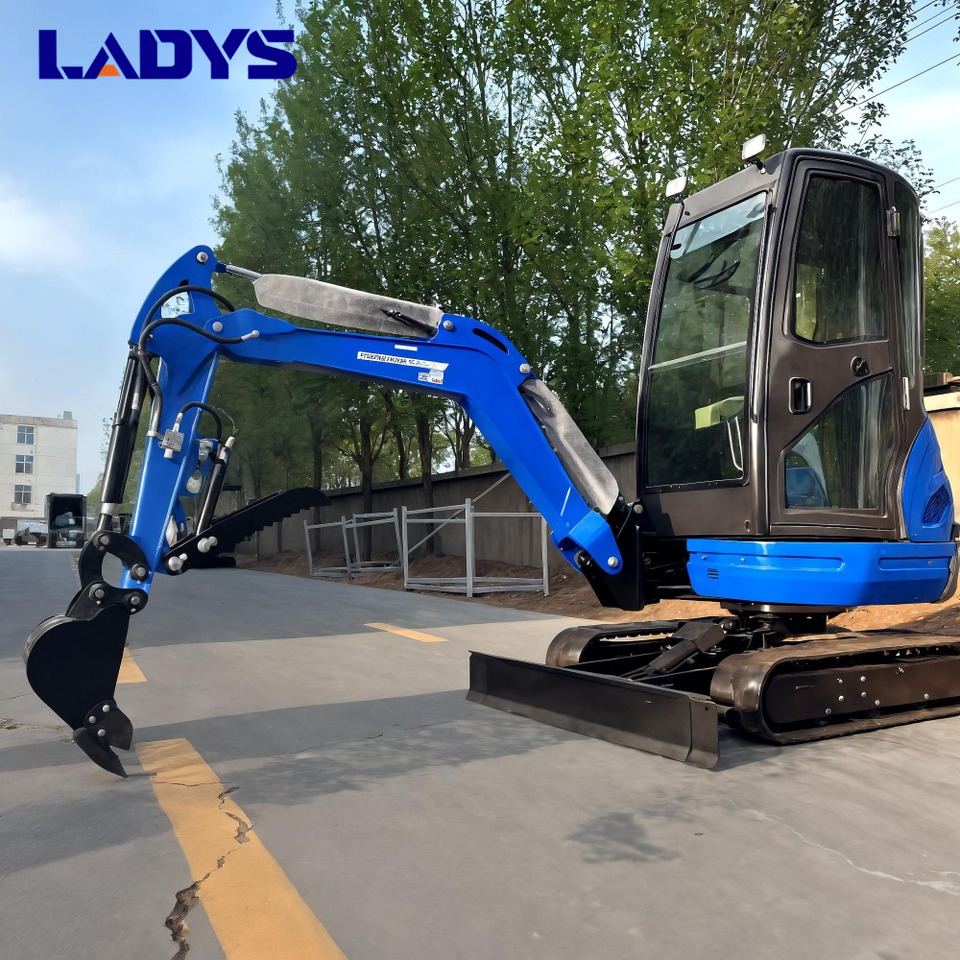 LADYS DY25U Mini Excavator Digger Miniexcavadora EPA Kubota Engine Mini Excavator For Sale With Mini Excavator Attachment Set - Telakaivukone: kuva LADYS DY25U Mini Excavator Digger Miniexcavadora EPA Kubota Engine Mini Excavator For Sale With Mini Excavator Attachment Set - Telakaivukone LADYS DY25U Mini Excavator Digger Miniexcavadora EPA Kubota Engine Mini Excavator For Sale With Mini Excavator Attachment Set - Telakaivukone: kuva LADYS DY25U Mini Excavator Digger Miniexcavadora EPA Kubota Engine Mini Excavator For Sale With Mini Excavator Attachment Set - Telakaivukone