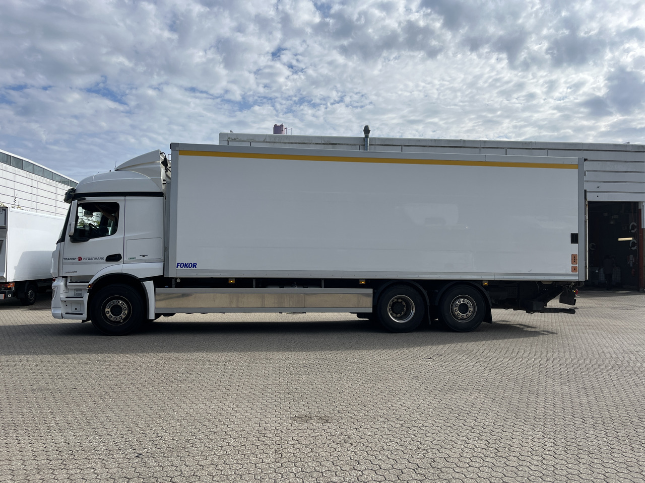 MERCEDES-BENZ Actros 2540 - Refrigeraattori kuorma-auto: kuva MERCEDES-BENZ Actros 2540 - Refrigeraattori kuorma-auto MERCEDES-BENZ Actros 2540 - Refrigeraattori kuorma-auto: kuva MERCEDES-BENZ Actros 2540 - Refrigeraattori kuorma-auto