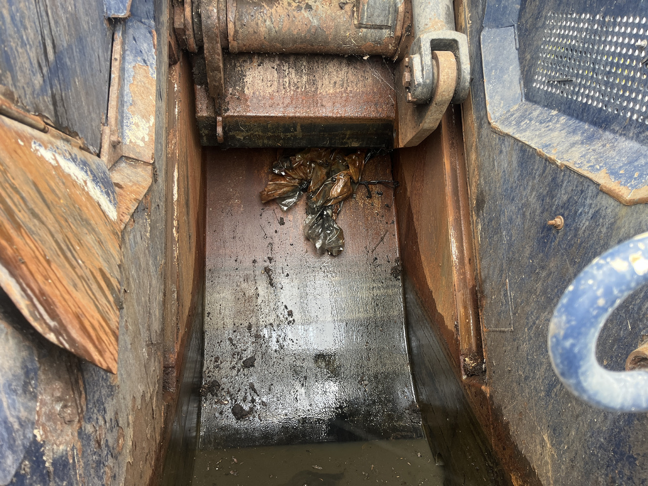 MERCEDES-BENZ Econic 2630 2 camber - Roska-auto: kuva MERCEDES-BENZ Econic 2630 2 camber - Roska-auto MERCEDES-BENZ Econic 2630 2 camber - Roska-auto: kuva MERCEDES-BENZ Econic 2630 2 camber - Roska-auto