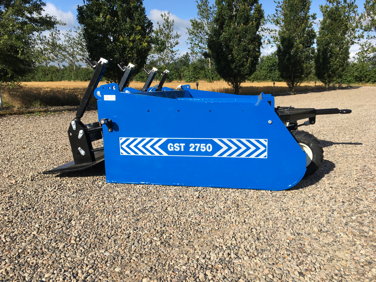 GST  1500-3000  Gravel Road leveler box laying of gravel  for trucks and tractor - Kaavinvaunu: kuva GST  1500-3000  Gravel Road leveler box laying of gravel  for trucks and tractor - Kaavinvaunu GST  1500-3000  Gravel Road leveler box laying of gravel  for trucks and tractor - Kaavinvaunu: kuva GST  1500-3000  Gravel Road leveler box laying of gravel  for trucks and tractor - Kaavinvaunu