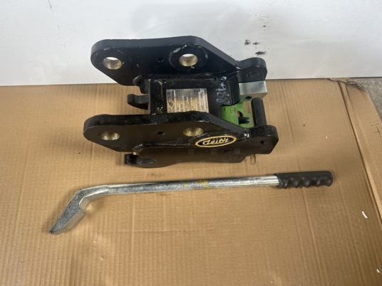 Attache rapide pour minipelle de 0.8T à 2T - Pikaliitin: kuva Attache rapide pour minipelle de 0.8T à 2T - Pikaliitin Attache rapide pour minipelle de 0.8T à 2T - Pikaliitin: kuva Attache rapide pour minipelle de 0.8T à 2T - Pikaliitin
