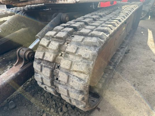 Bobcat 435 EG à 18 500 € HT - Minikuormaaja: kuva Bobcat 435 EG à 18 500 € HT - Minikuormaaja Bobcat 435 EG à 18 500 € HT - Minikuormaaja: kuva Bobcat 435 EG à 18 500 € HT - Minikuormaaja