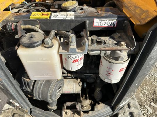 Bobcat E08 à 9 900 € HT - Minikuormaaja: kuva Bobcat E08 à 9 900 € HT - Minikuormaaja Bobcat E08 à 9 900 € HT - Minikuormaaja: kuva Bobcat E08 à 9 900 € HT - Minikuormaaja