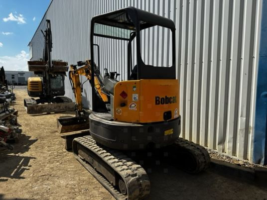 Bobcat E26 - Minikuormaaja: kuva Bobcat E26 - Minikuormaaja Bobcat E26 - Minikuormaaja: kuva Bobcat E26 - Minikuormaaja