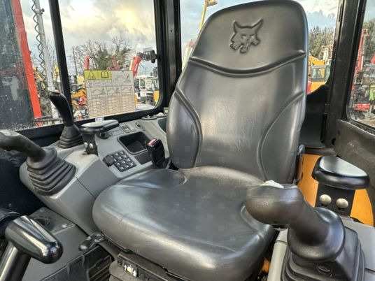 Bobcat E50 à 27 900 € HT - Minikuormaaja: kuva Bobcat E50 à 27 900 € HT - Minikuormaaja Bobcat E50 à 27 900 € HT - Minikuormaaja: kuva Bobcat E50 à 27 900 € HT - Minikuormaaja