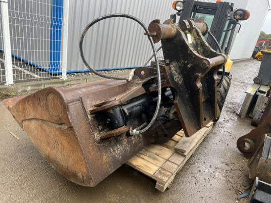 Godet de curage inclinable Morin M7 - Kaivinkoneen kauha: kuva Godet de curage inclinable Morin M7 - Kaivinkoneen kauha Godet de curage inclinable Morin M7 - Kaivinkoneen kauha: kuva Godet de curage inclinable Morin M7 - Kaivinkoneen kauha