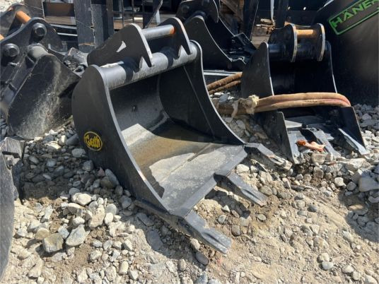 Godet geith QR30 - axe 30 mm - Kauha: kuva Godet geith QR30 - axe 30 mm - Kauha Godet geith QR30 - axe 30 mm - Kauha: kuva Godet geith QR30 - axe 30 mm - Kauha