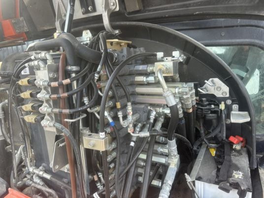 Minikuormaaja Kubota KX057-4 à 28500 € HT: kuva Minikuormaaja Kubota KX057-4 à 28500 € HT