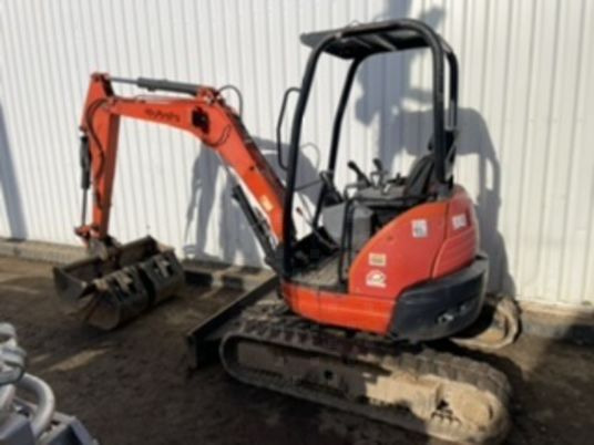 Kubota U25-3EU Canopy - Minikuormaaja: kuva Kubota U25-3EU Canopy - Minikuormaaja Kubota U25-3EU Canopy - Minikuormaaja: kuva Kubota U25-3EU Canopy - Minikuormaaja