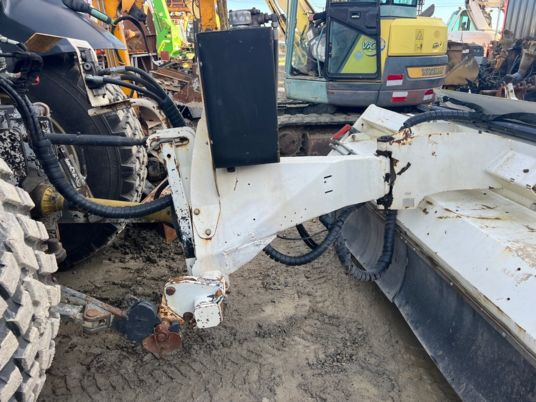 Harjakone Rabaud Rabaud: kuva Harjakone Rabaud Rabaud