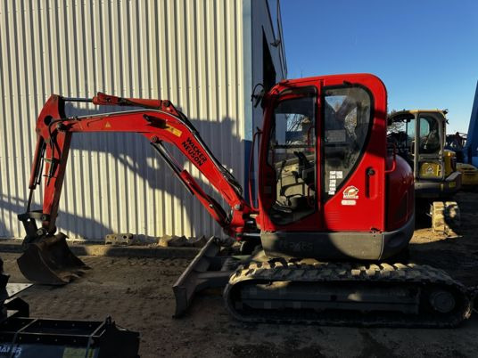 Wacker Neuson EZ53 - Minikuormaaja: kuva Wacker Neuson EZ53 - Minikuormaaja Wacker Neuson EZ53 - Minikuormaaja: kuva Wacker Neuson EZ53 - Minikuormaaja