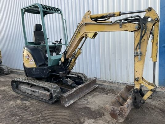 Yanmar VIO25-4 Canopy - Minikuormaaja: kuva Yanmar VIO25-4 Canopy - Minikuormaaja Yanmar VIO25-4 Canopy - Minikuormaaja: kuva Yanmar VIO25-4 Canopy - Minikuormaaja