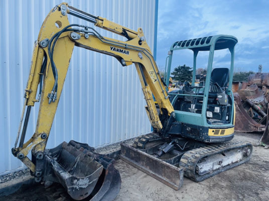 Yanmar VIO33 Canopy - Minikuormaaja: kuva Yanmar VIO33 Canopy - Minikuormaaja Yanmar VIO33 Canopy - Minikuormaaja: kuva Yanmar VIO33 Canopy - Minikuormaaja